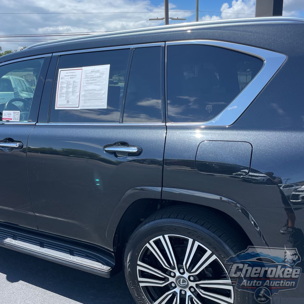 2022 Lexus LX 600 Luxury