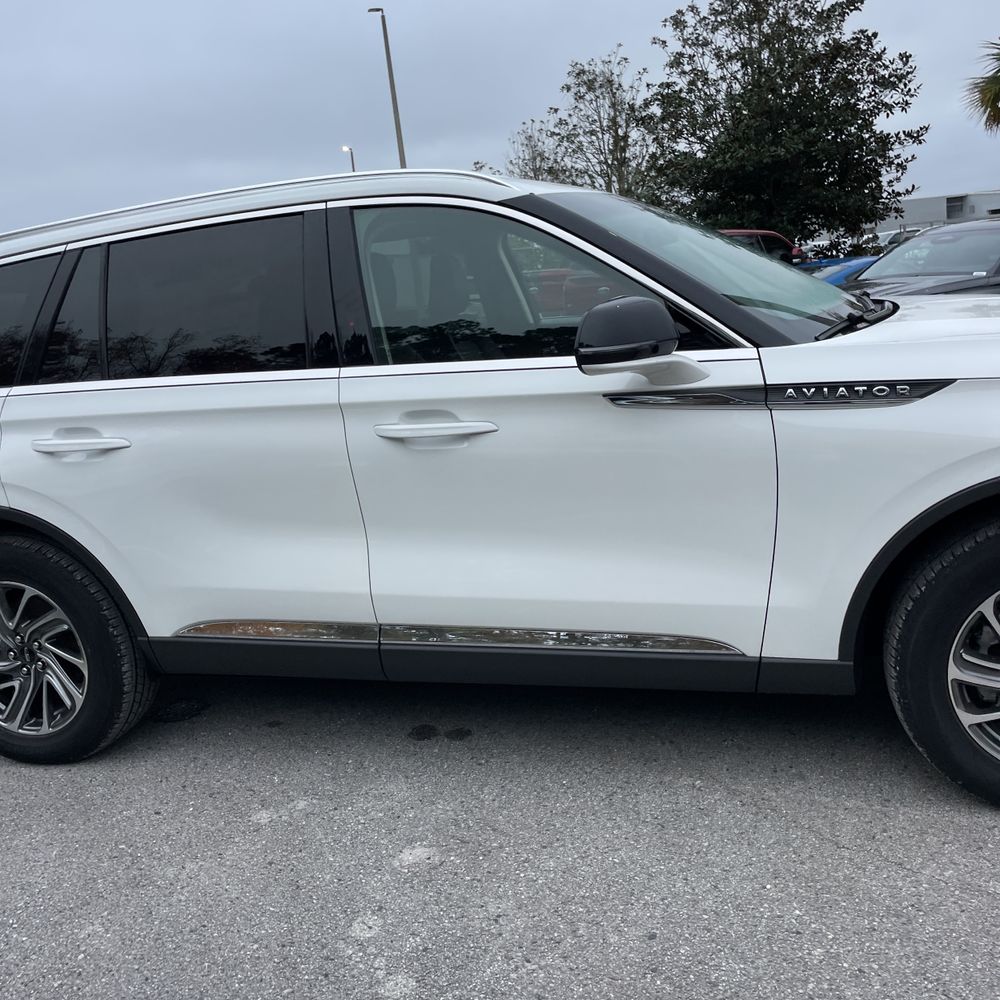 2024 Lincoln Aviator Premiere