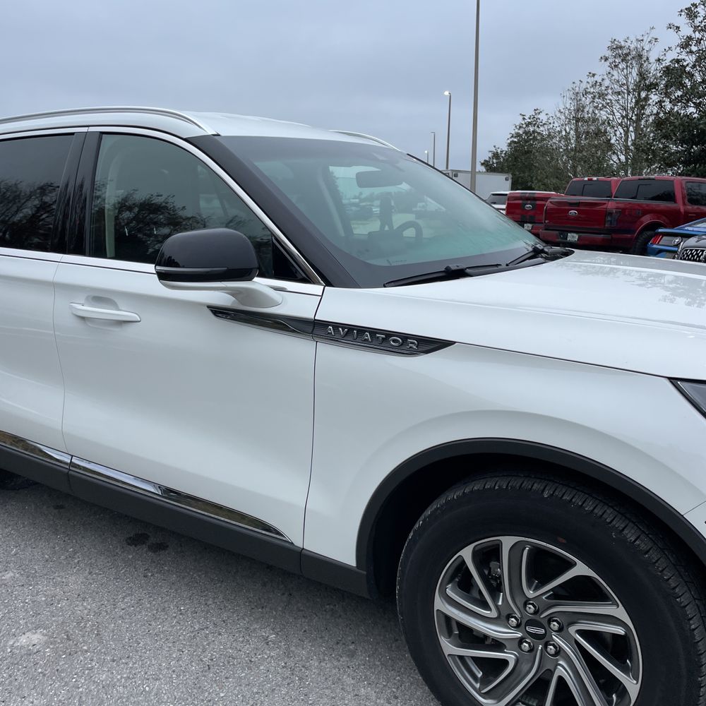 2024 Lincoln Aviator Premiere