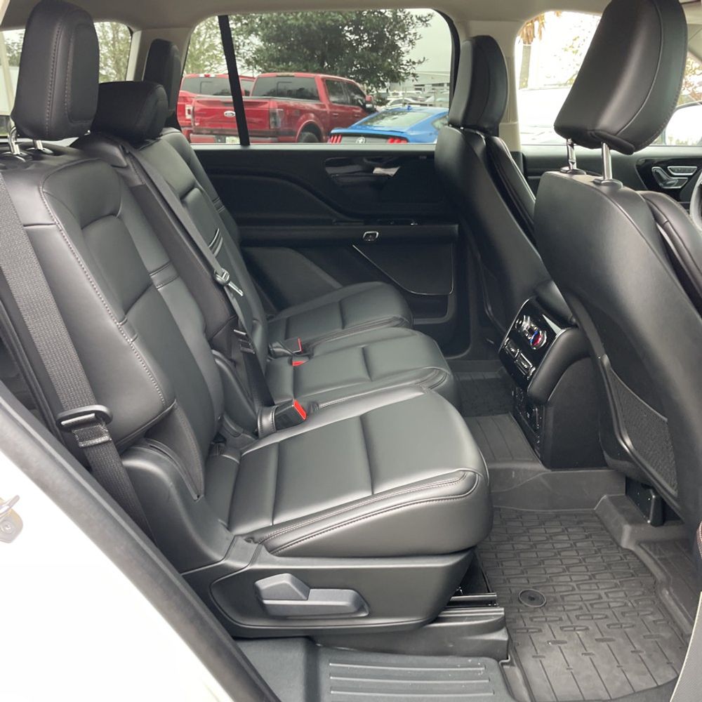 2024 Lincoln Aviator Premiere