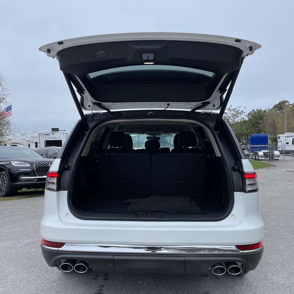 2024 Lincoln Aviator Premiere