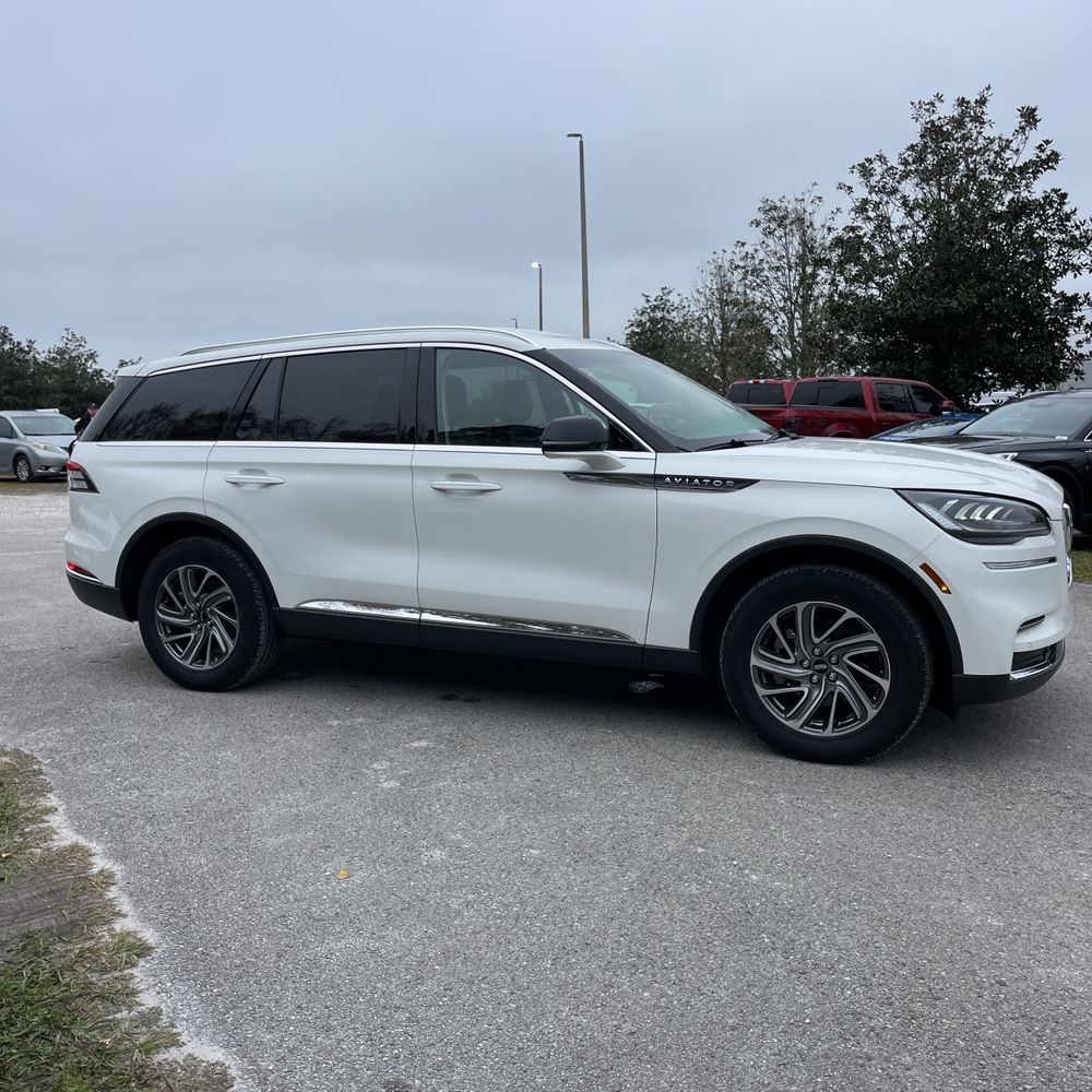 2024 Lincoln Aviator Premiere