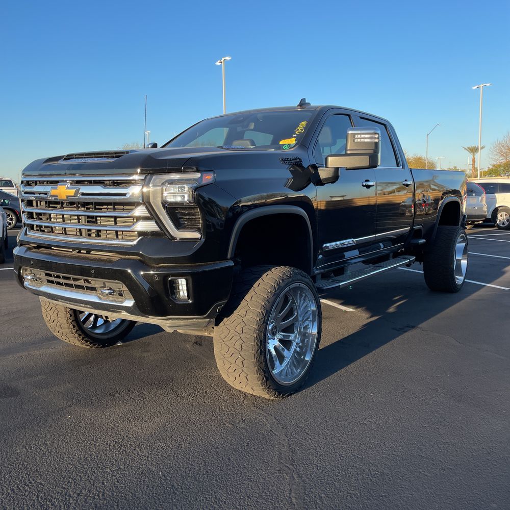2024 Chevrolet Silverado 3500HD High Country