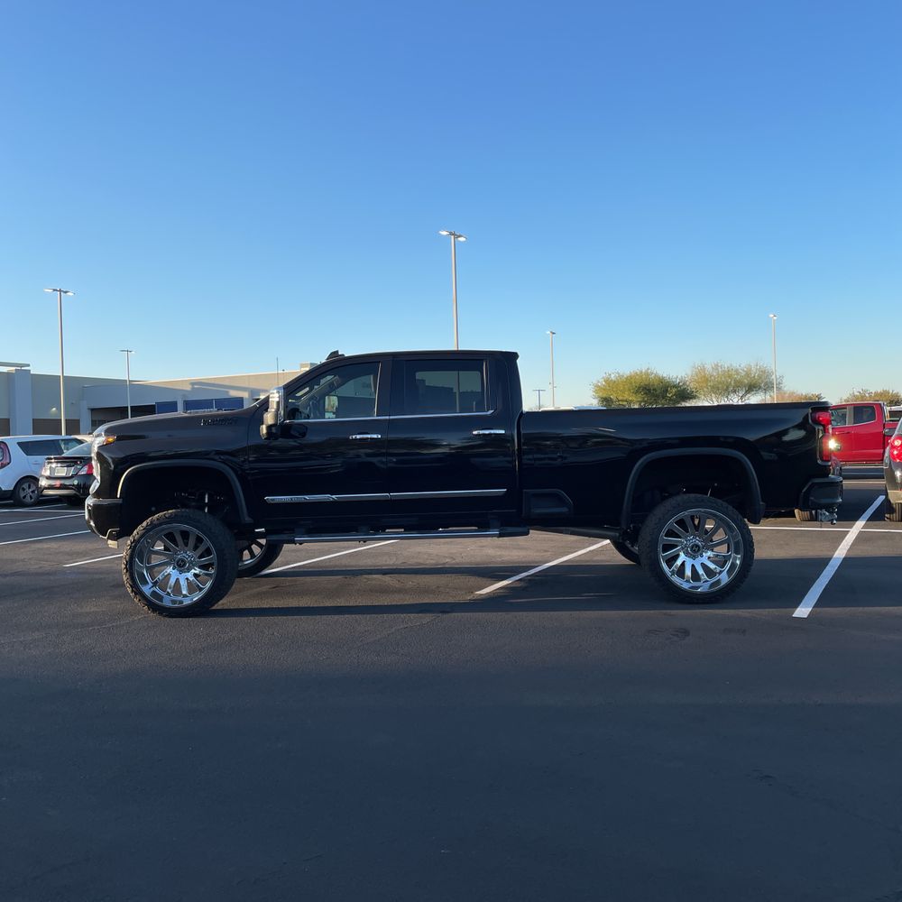 2024 Chevrolet Silverado 3500HD High Country