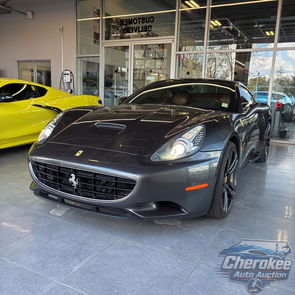 2010 Ferrari California Base 2D Convertible