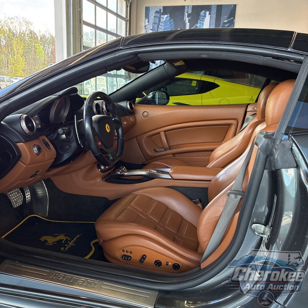 2010 Ferrari California Base 2D Convertible