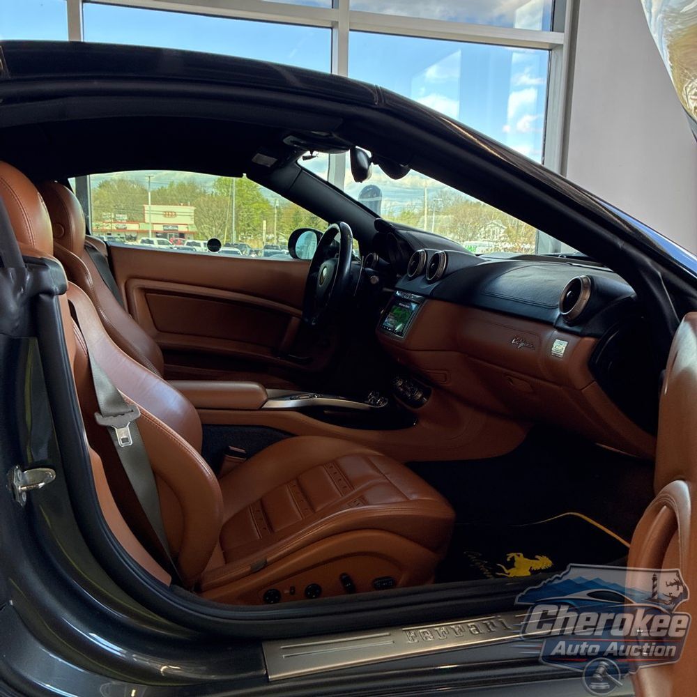 2010 Ferrari California Base 2D Convertible