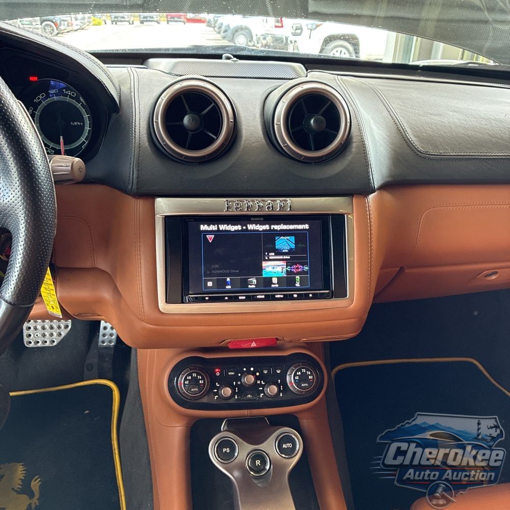 2010 Ferrari California Base 2D Convertible