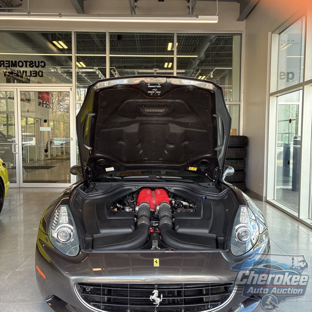 2010 Ferrari California Base 2D Convertible