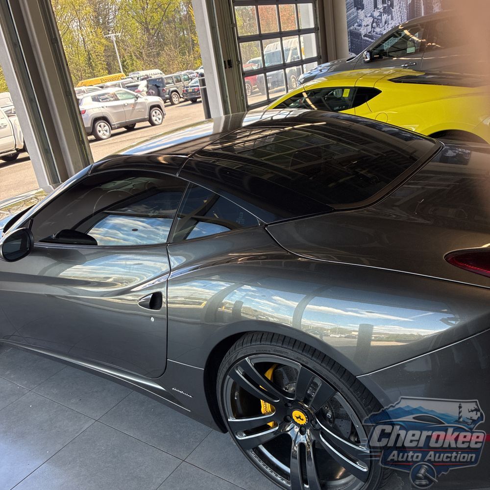 2010 Ferrari California Base 2D Convertible
