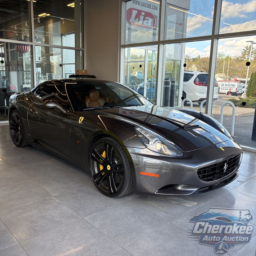 2010 Ferrari California Base 2D Convertible