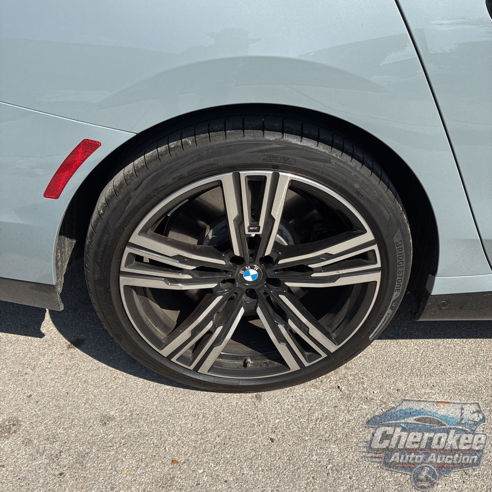 2025 BMW 7-Series 760i xDrive