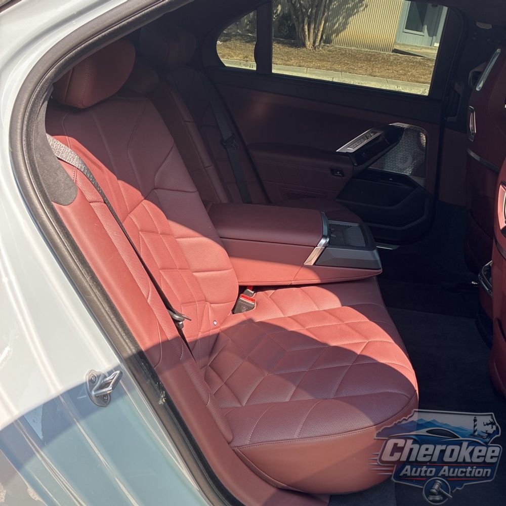 2025 BMW 7-Series 760i xDrive