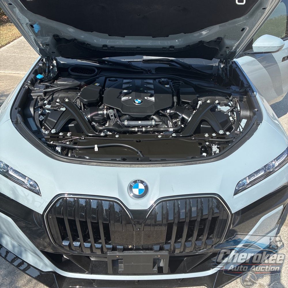 2025 BMW 7-Series 760i xDrive