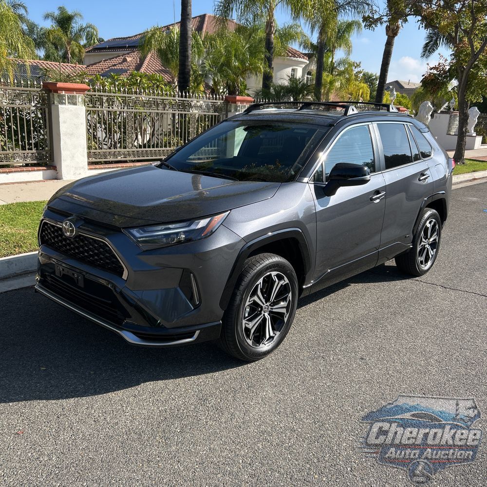 2025 Toyota RAV4 Plug-in Hybrid XSE