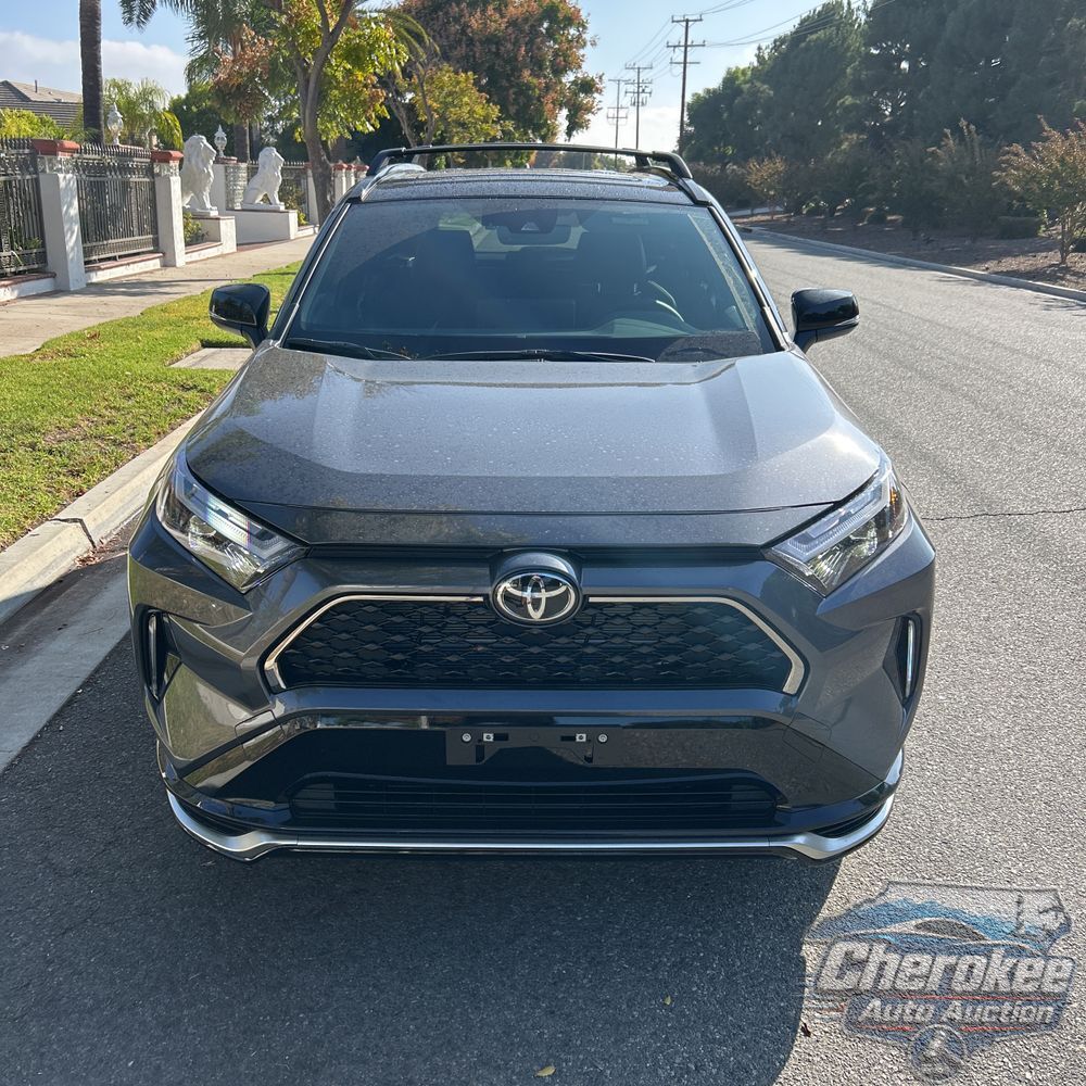 2025 Toyota RAV4 Plug-in Hybrid XSE