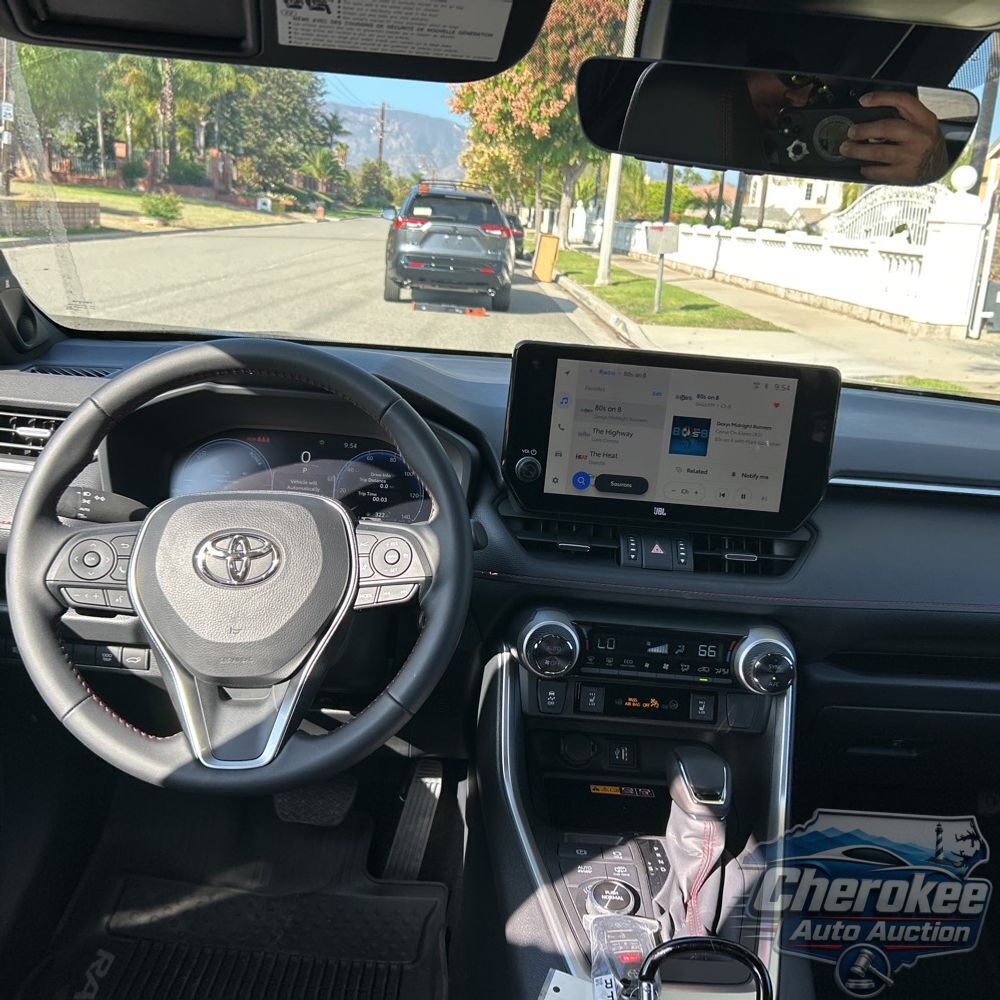 2025 Toyota RAV4 Plug-in Hybrid XSE