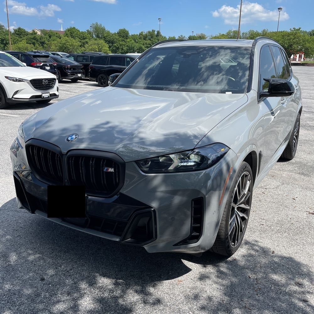 2024 BMW X5 M60i