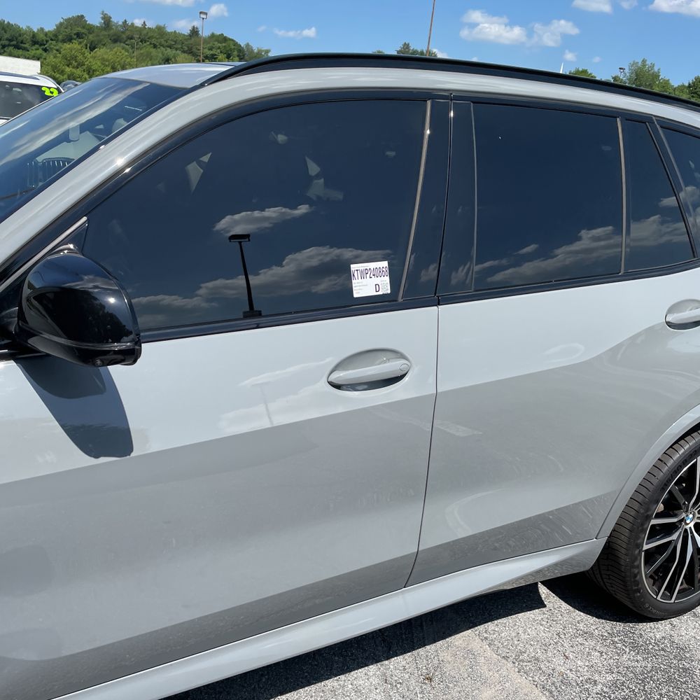 2024 BMW X5 M60i