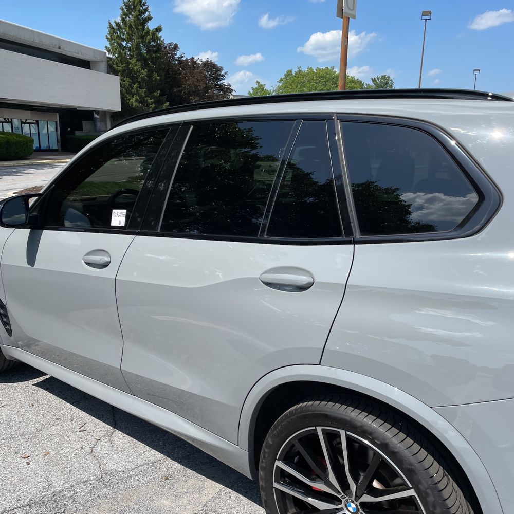 2024 BMW X5 M60i