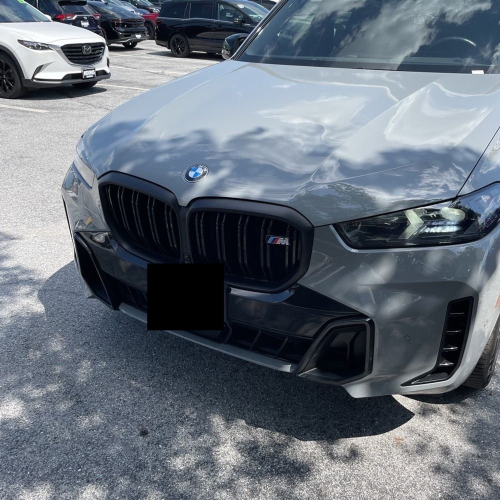 2024 BMW X5 M60i