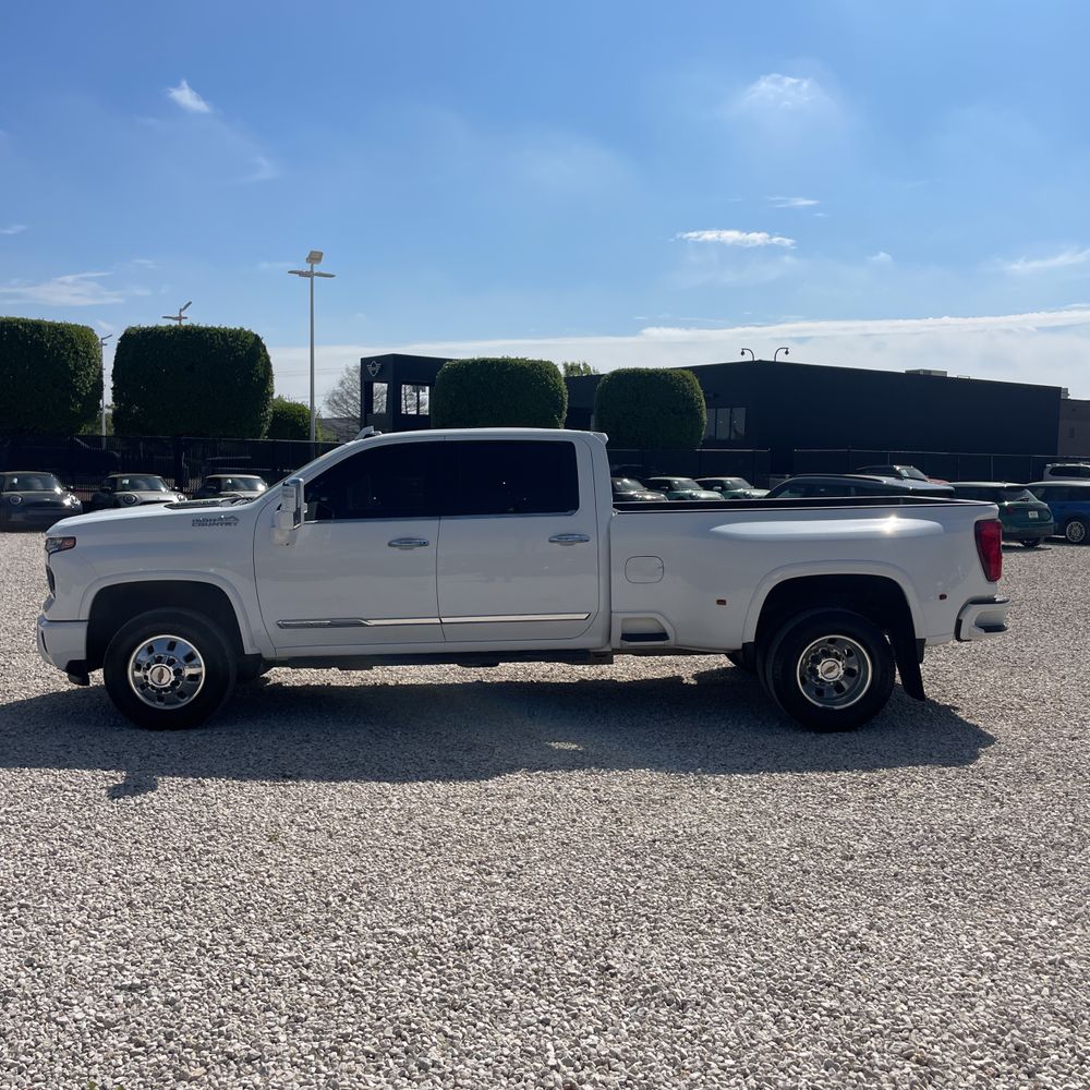 2024 Chevrolet Silverado 3500HD High Country