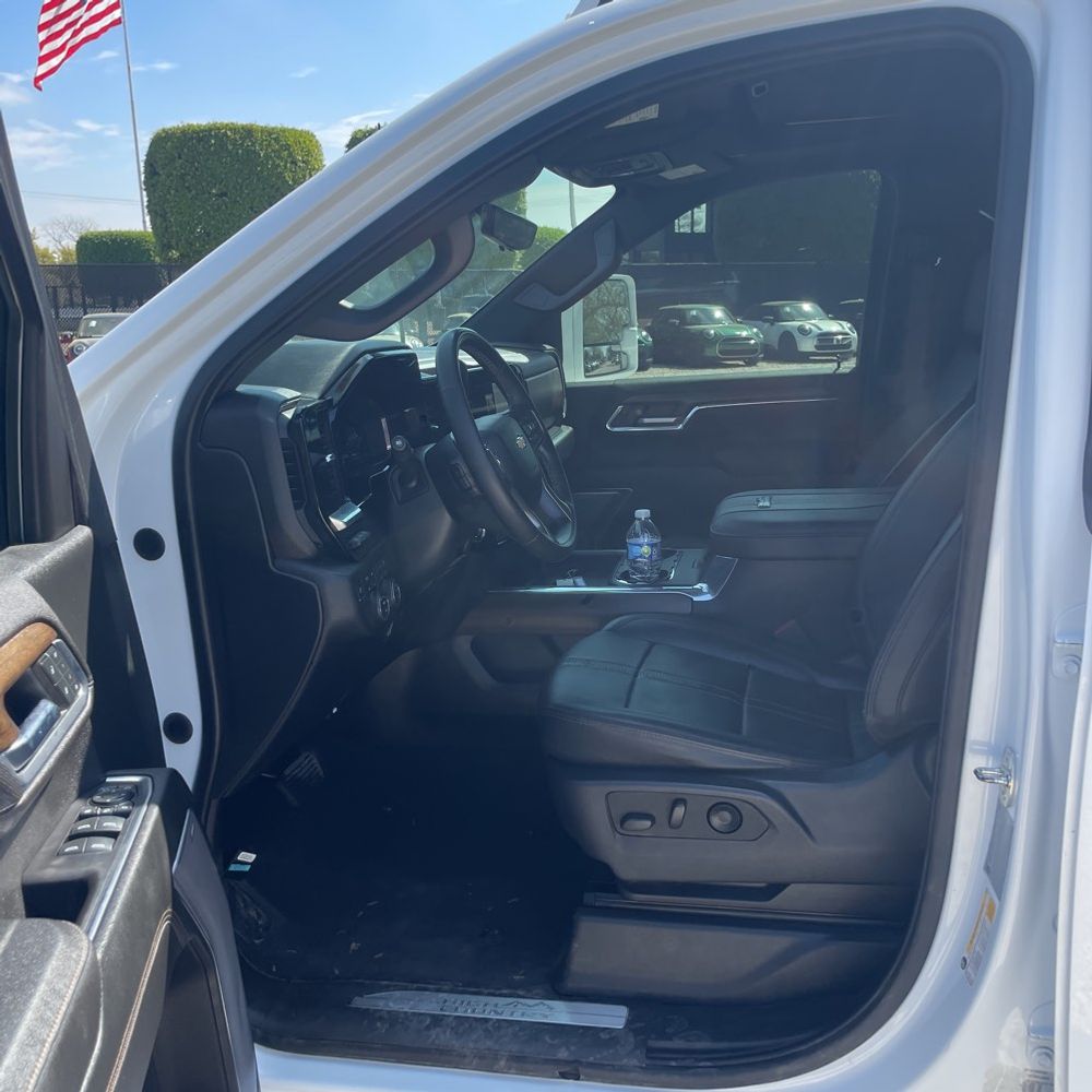 2024 Chevrolet Silverado 3500HD High Country