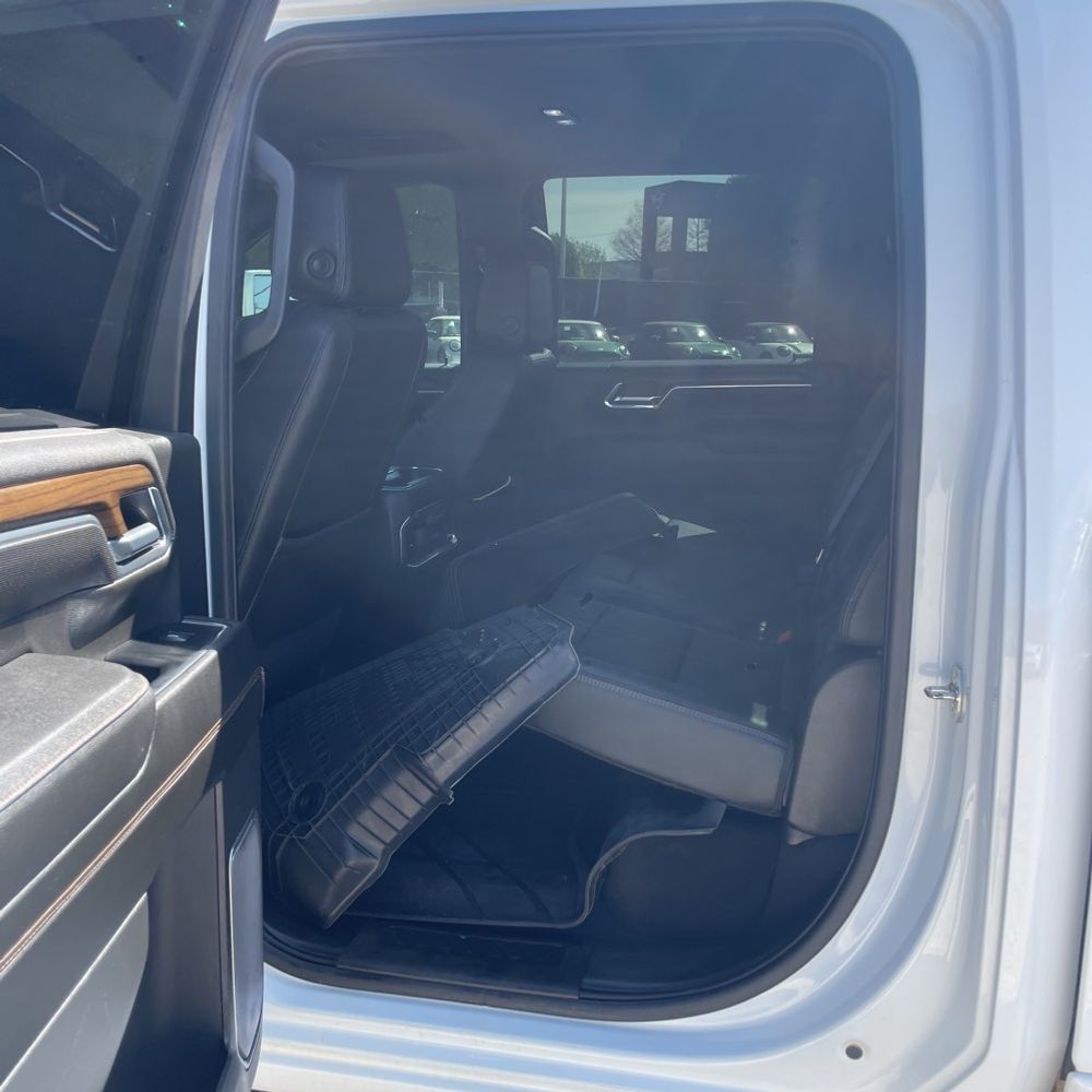 2024 Chevrolet Silverado 3500HD High Country