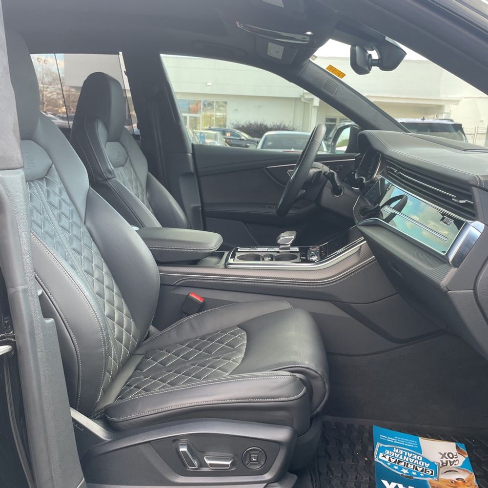2024 Audi SQ8 Prestige
