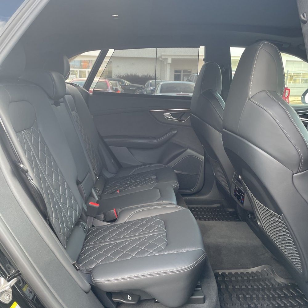 2024 Audi SQ8 Prestige
