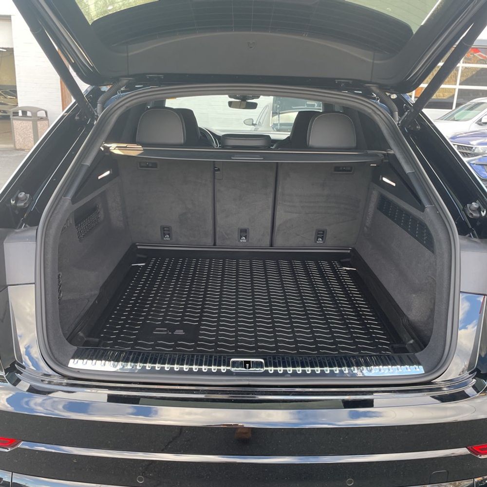2024 Audi SQ8 Prestige