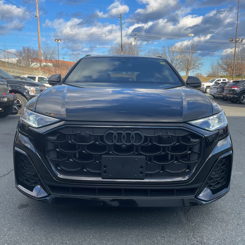 2024 Audi SQ8 Prestige