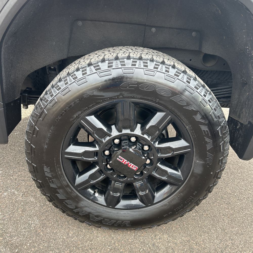 2024 GMC Sierra 2500HD AT4