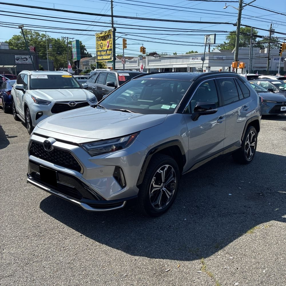2025 Toyota RAV4 Plug-in Hybrid