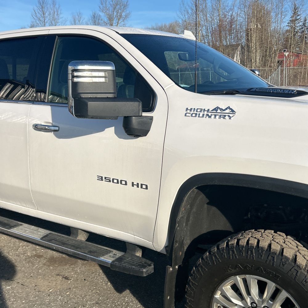 2023 Chevrolet Silverado 3500 High Country