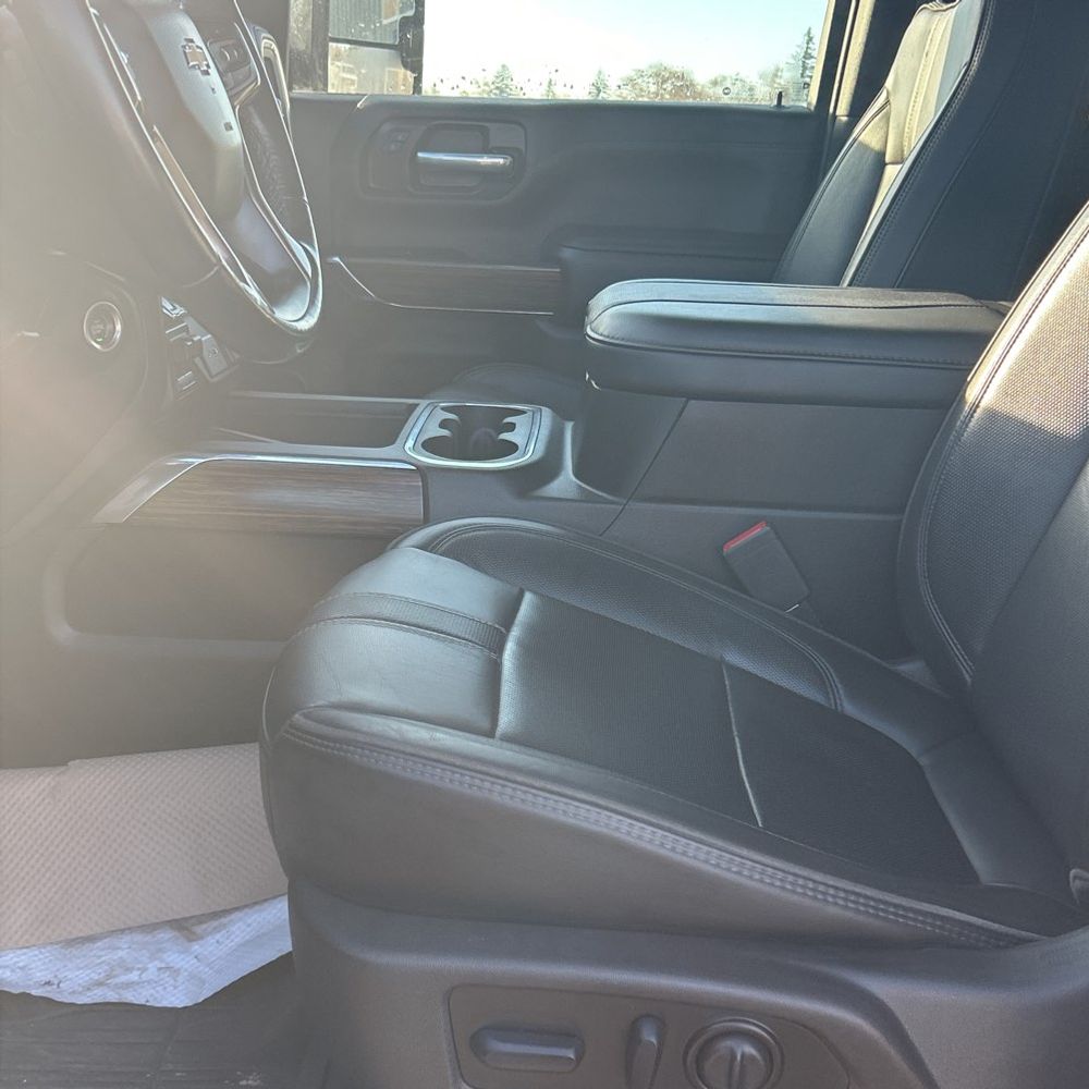 2023 Chevrolet Silverado 3500 High Country