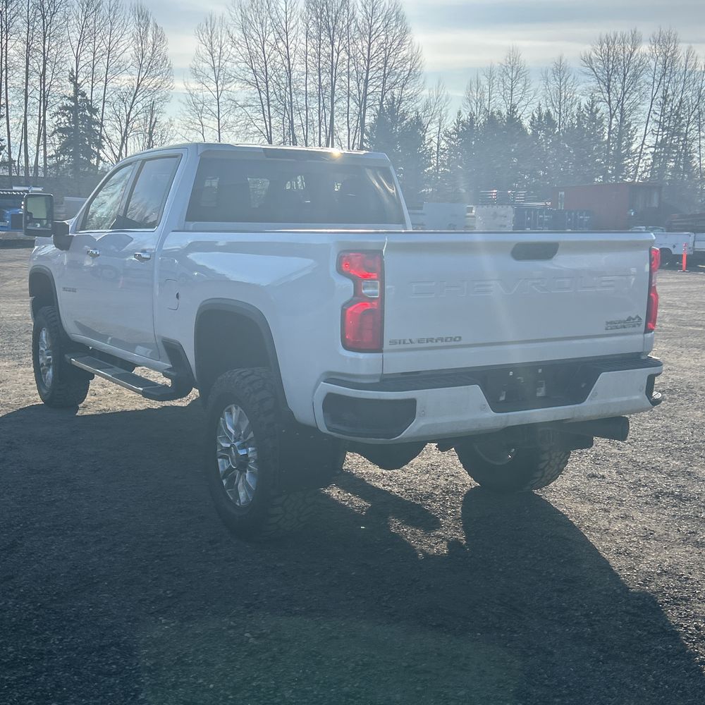 2023 Chevrolet Silverado 3500 High Country
