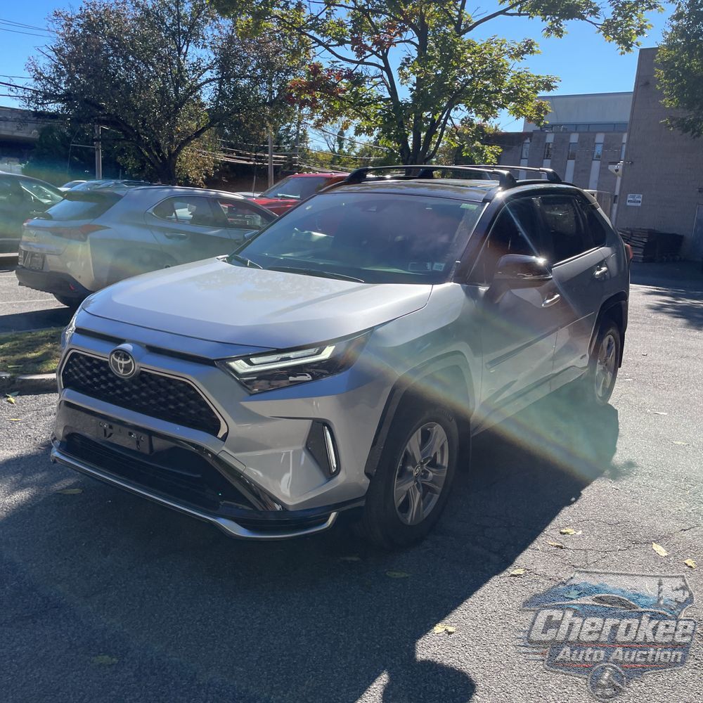 2025 Toyota RAV4 Plug-in Hybrid XSE