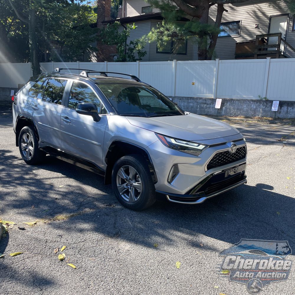 2025 Toyota RAV4 Plug-in Hybrid XSE