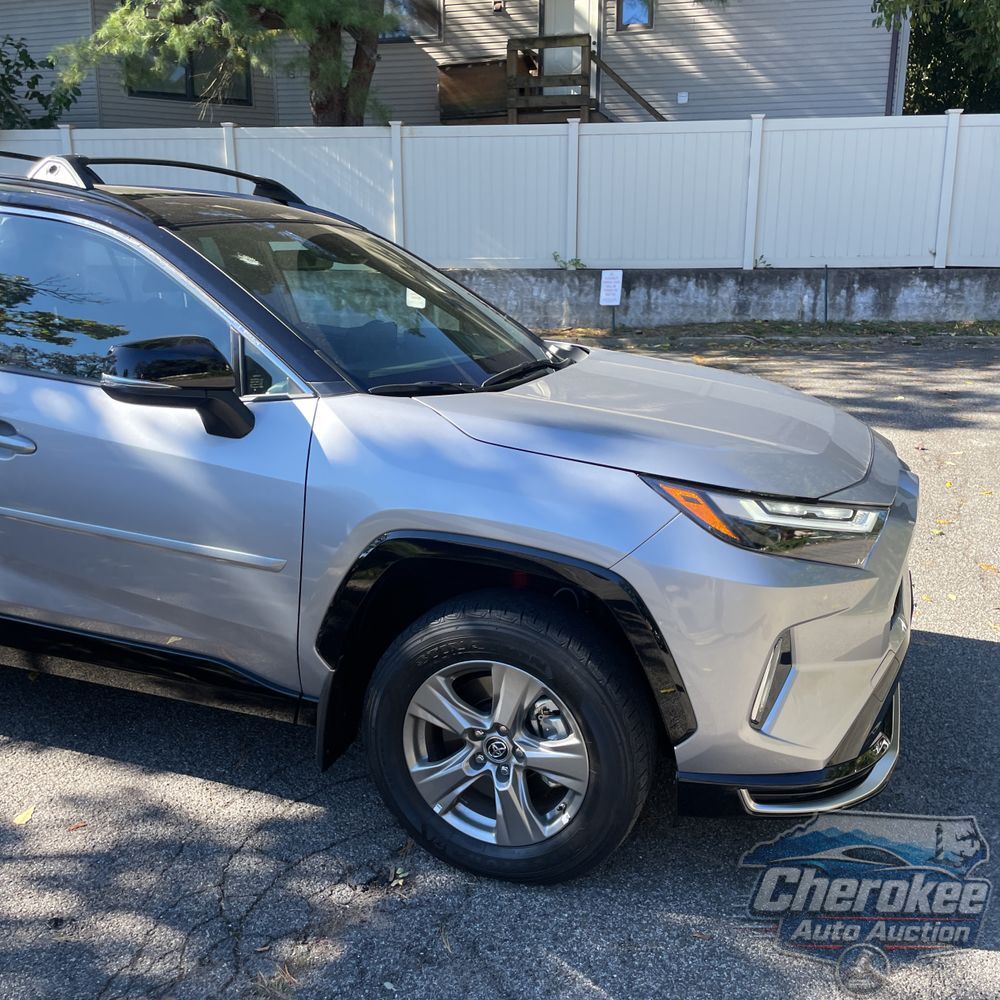2025 Toyota RAV4 Plug-in Hybrid XSE