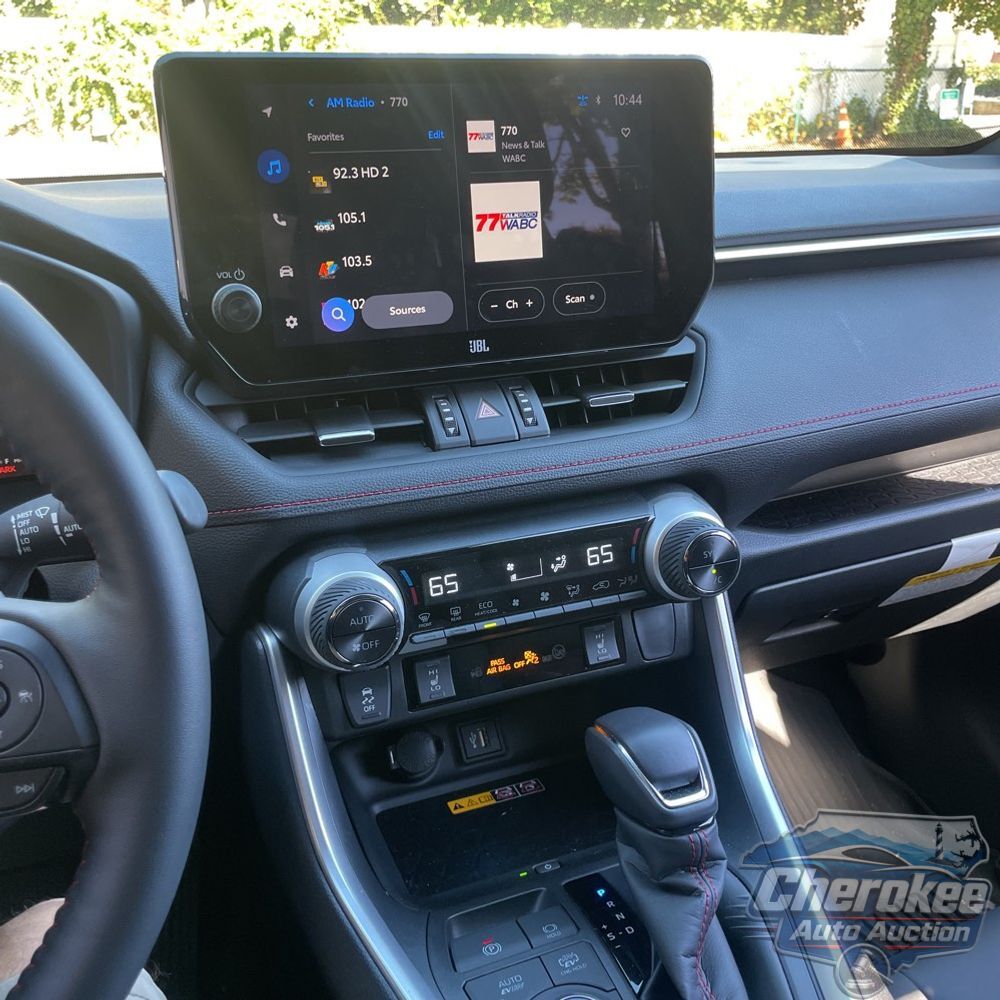 2025 Toyota RAV4 Plug-in Hybrid XSE