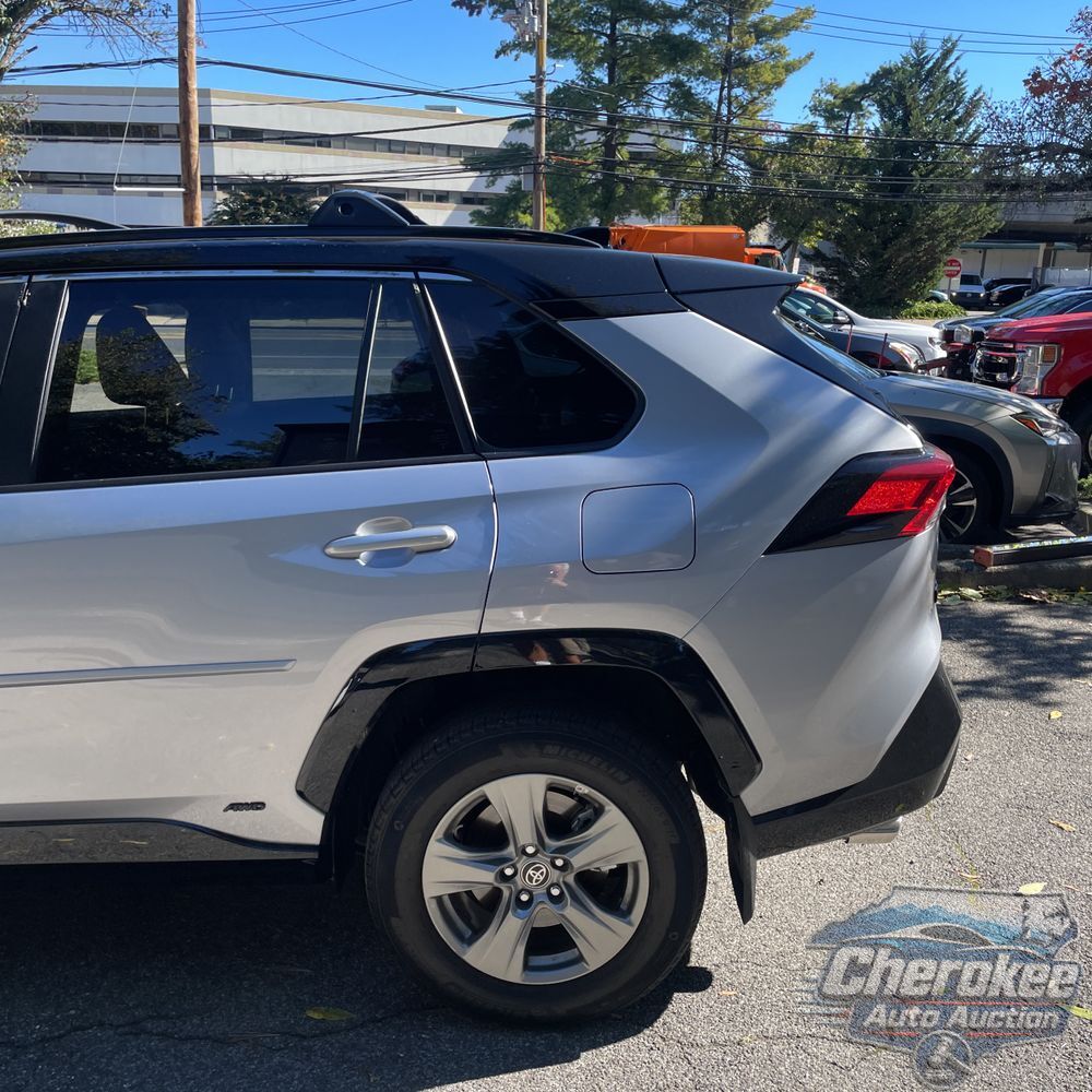 2025 Toyota RAV4 Plug-in Hybrid XSE