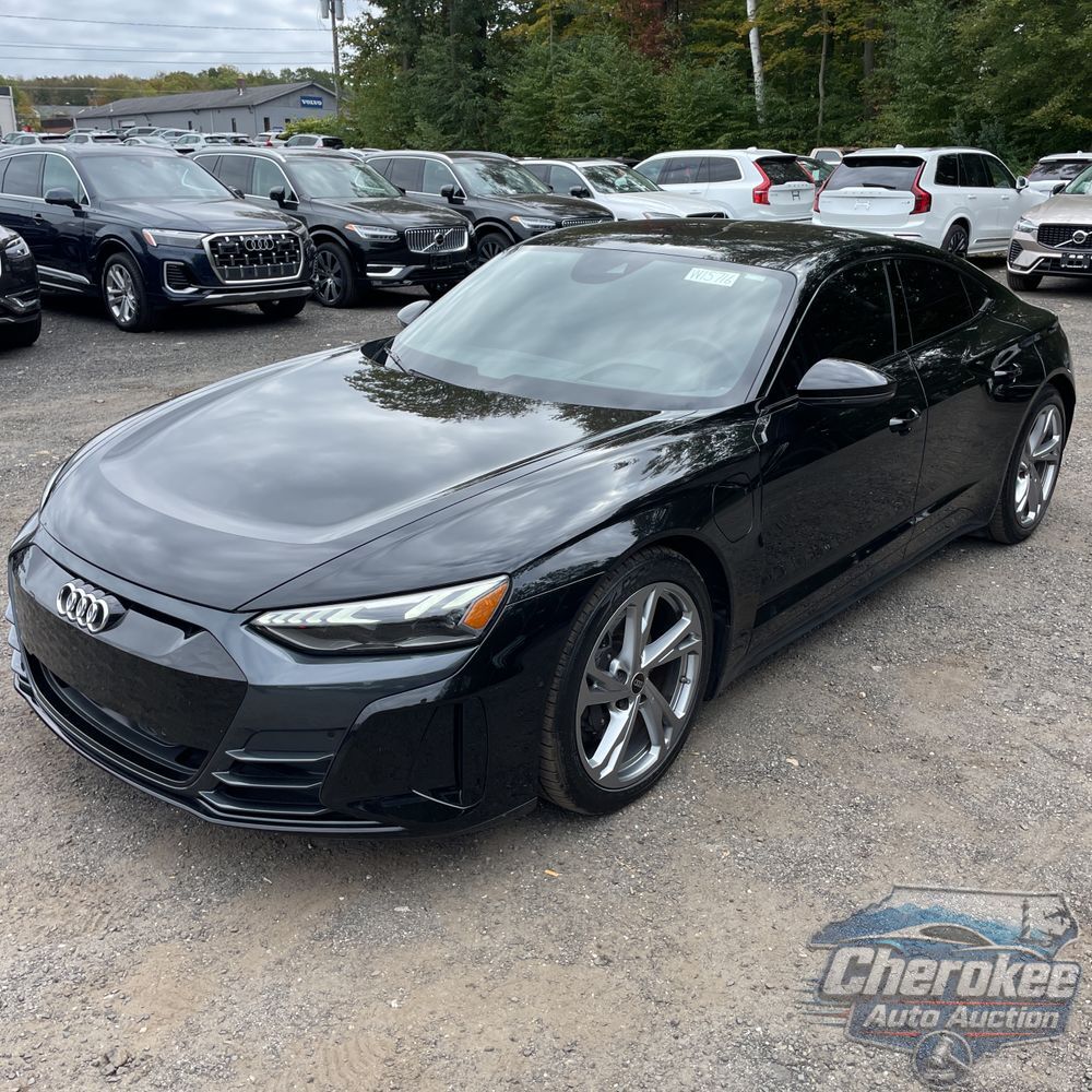 2023 Audi e-tron GT Prestige