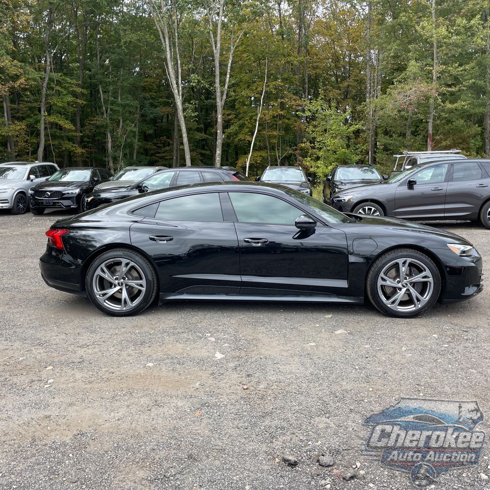 2023 Audi e-tron GT Prestige