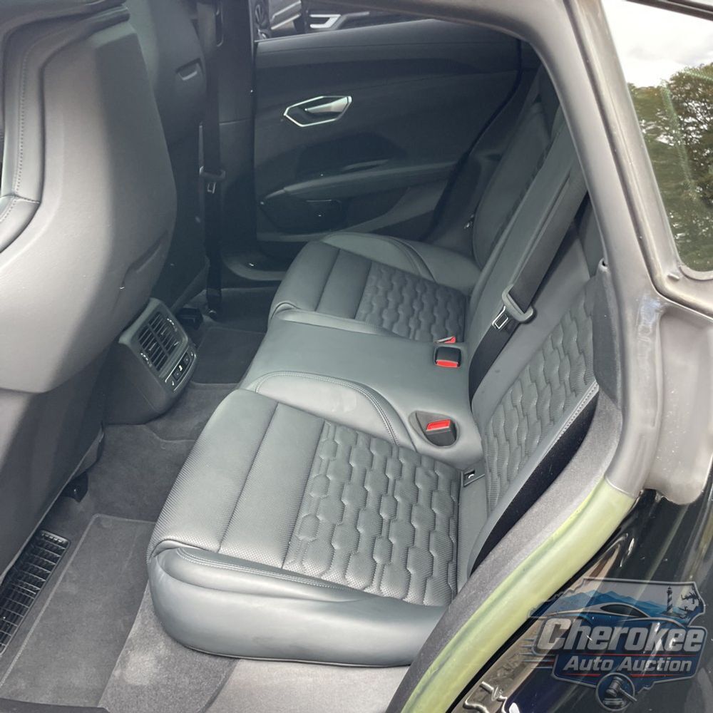 2023 Audi e-tron GT Prestige