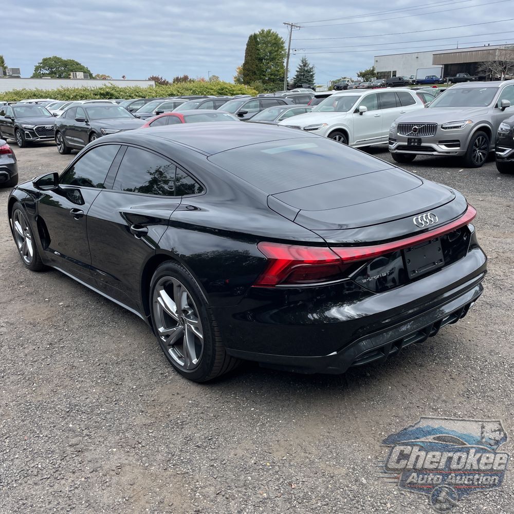 2023 Audi e-tron GT Prestige