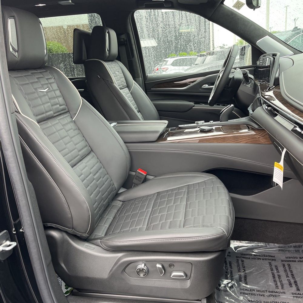 2024 Cadillac Escalade Premium Luxury Platinum