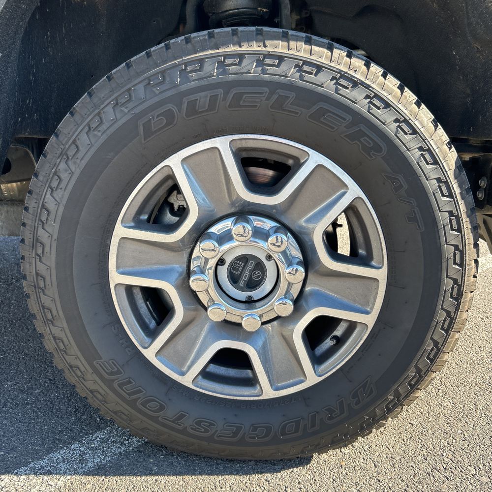 2024 Ford F350 S/D Lariat