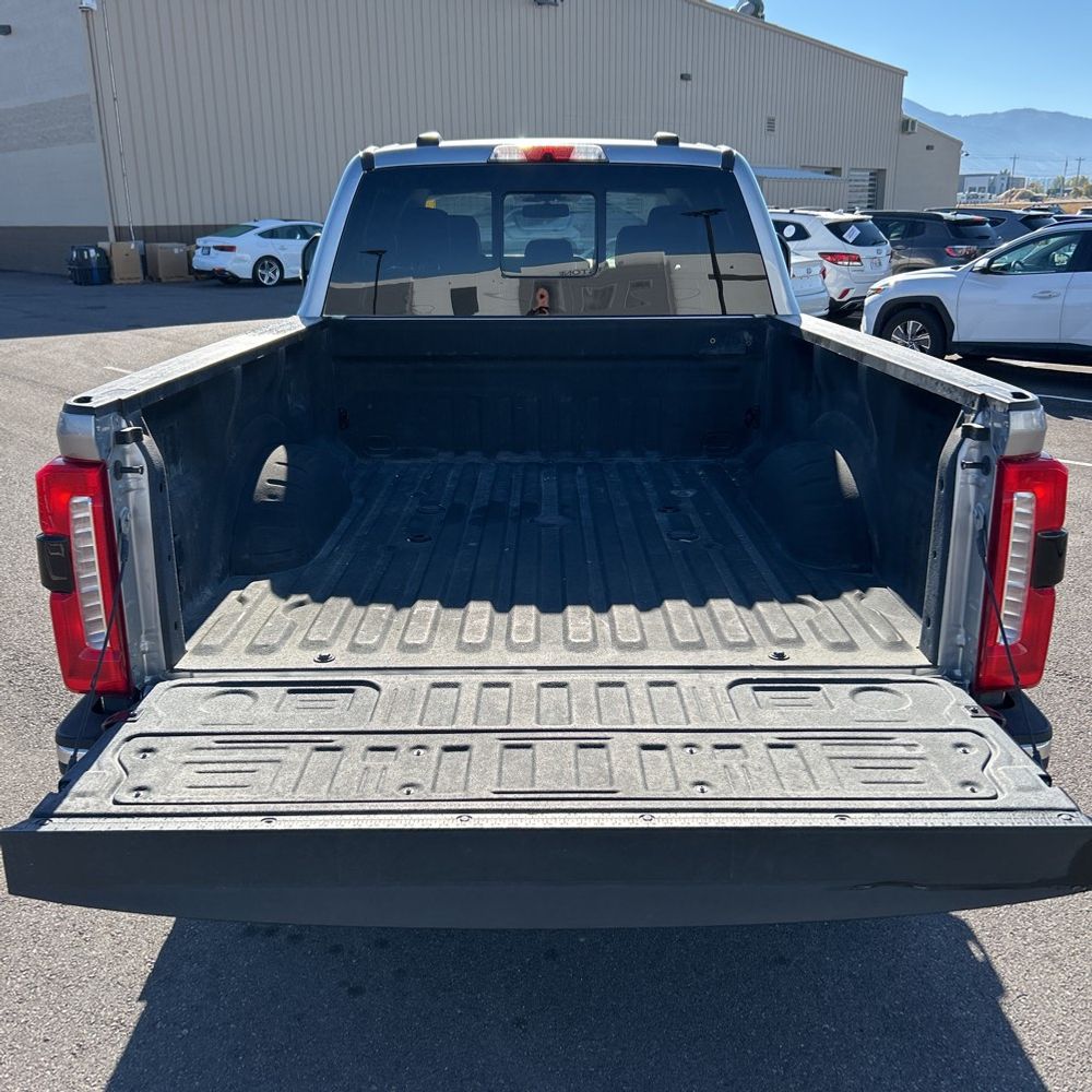 2024 Ford F350 S/D Lariat