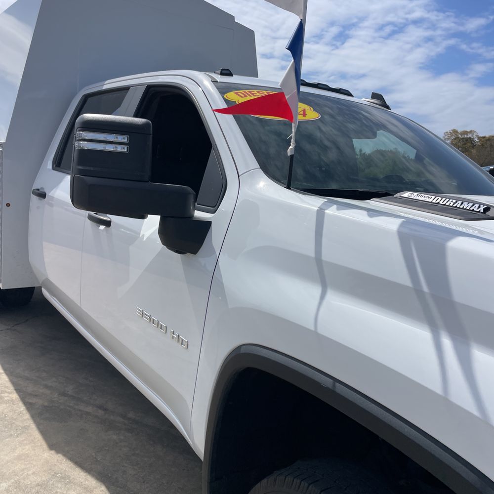2024 Chevrolet Silverado 3500HD CC Work Truck